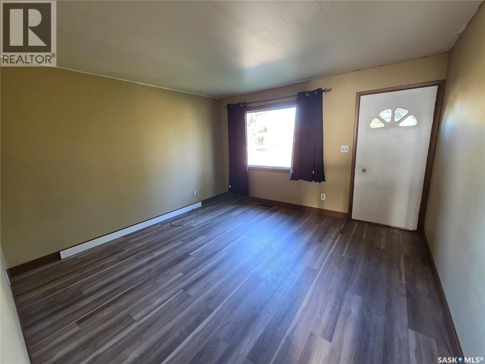 116 First Street E, Pelly, Saskatchewan  S0A 2Z0 - Photo 2 - SK050408