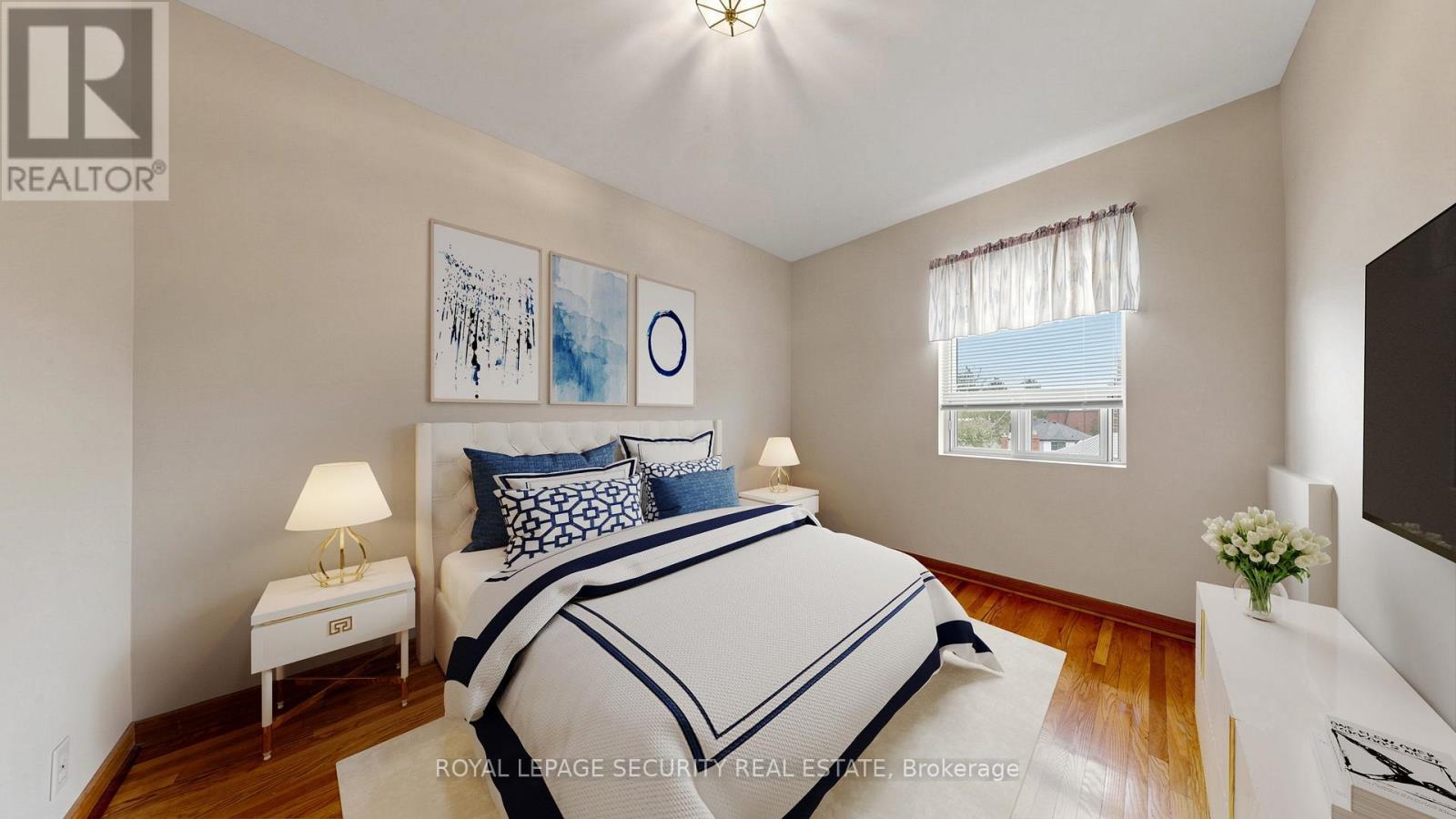 137 Robina Avenue, Toronto, Ontario  M6C 3Y8 - Photo 19 - C13867084