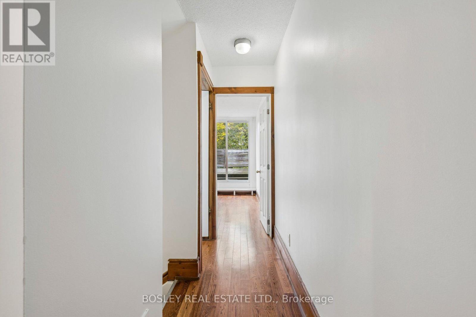 Upper - 297 Sumach Street, Toronto (Cabbagetown-South St. James Town), Ontario  M5A 3K4 - Photo 22 - C13867124