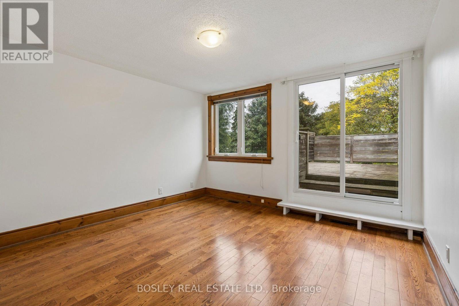 Upper - 297 Sumach Street, Toronto (Cabbagetown-South St. James Town), Ontario  M5A 3K4 - Photo 23 - C13867124