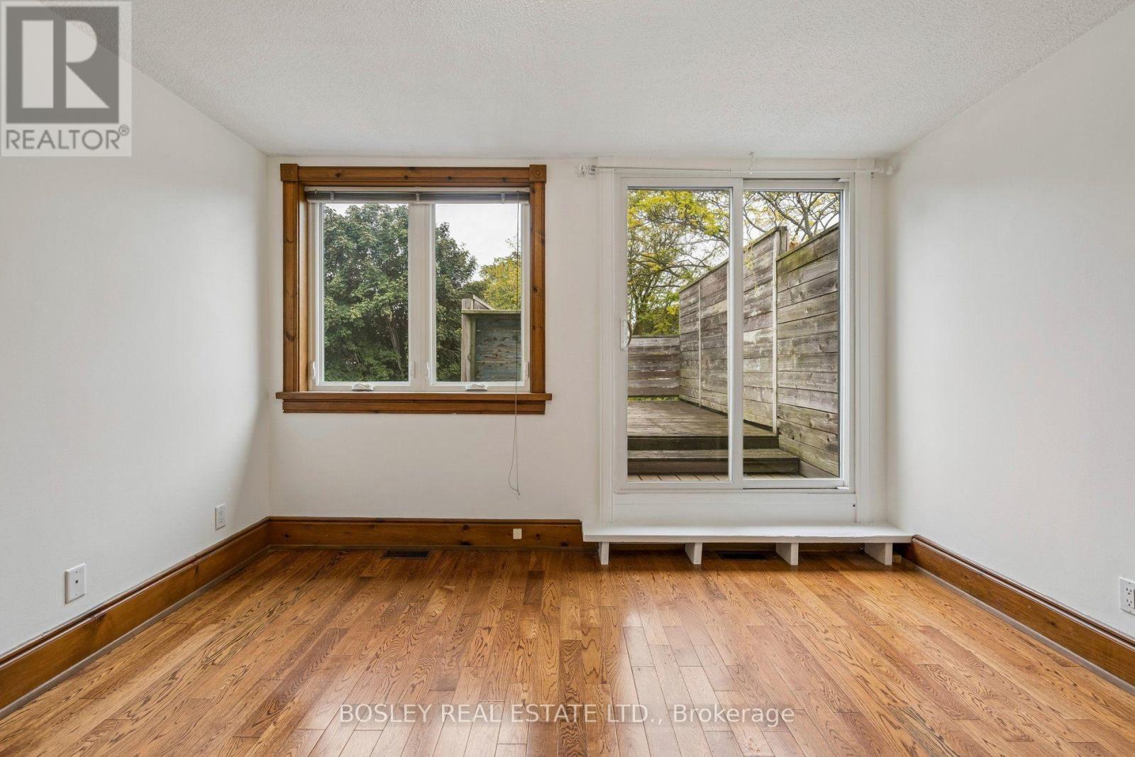 Upper - 297 Sumach Street, Toronto (Cabbagetown-South St. James Town), Ontario  M5A 3K4 - Photo 25 - C13867124