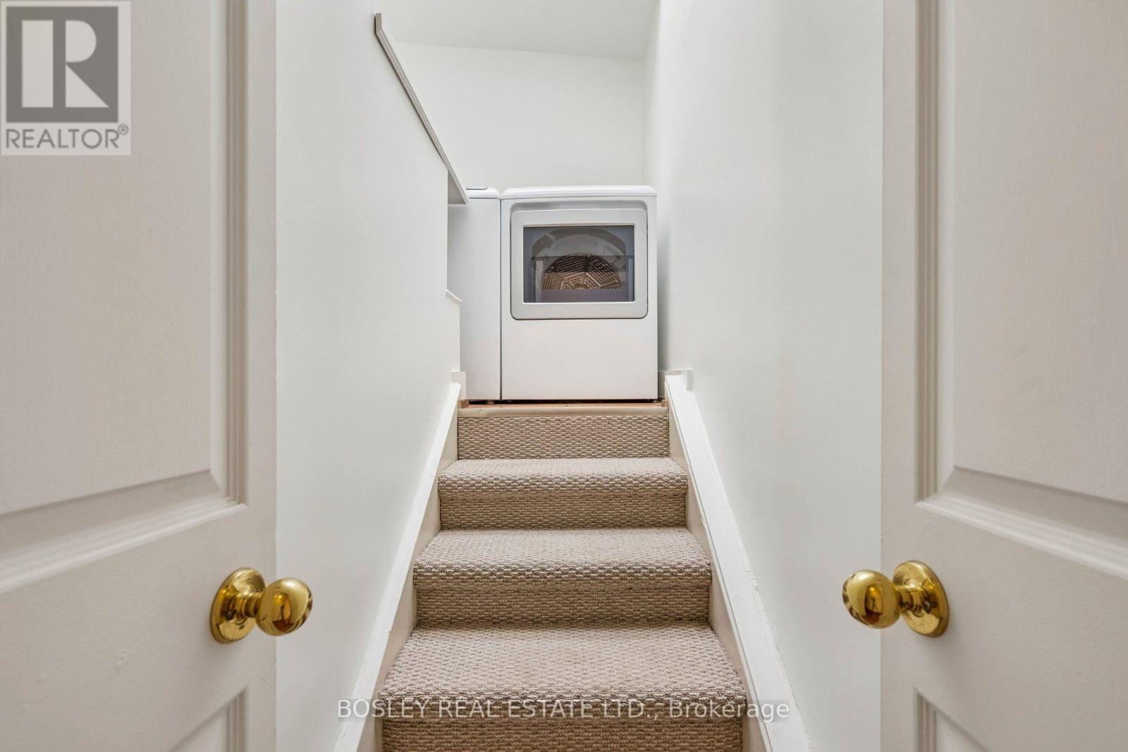 Upper - 297 Sumach Street, Toronto (Cabbagetown-South St. James Town), Ontario  M5A 3K4 - Photo 28 - C13867124