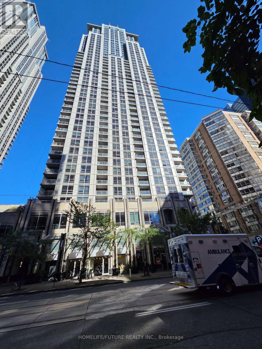 2404 - 761 Bay Street, Toronto (Bay Street Corridor), Ontario  M5G 2R2 - Photo 2 - C13867126