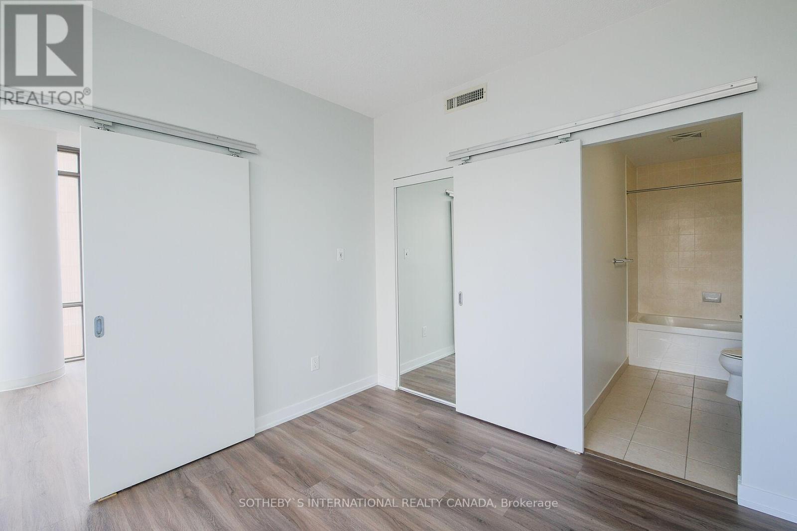 2107 - 37 Grosvenor Street, Toronto, Ontario  M4Y 3G5 - Photo 15 - C13867138