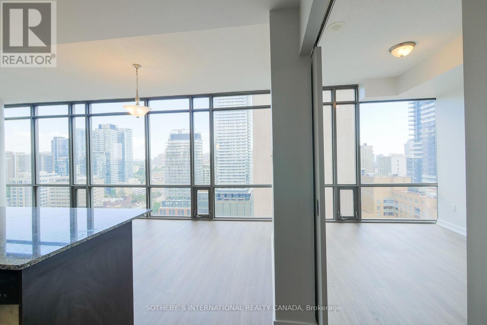 2107 - 37 Grosvenor Street, Toronto, Ontario  M4Y 3G5 - Photo 7 - C13867138