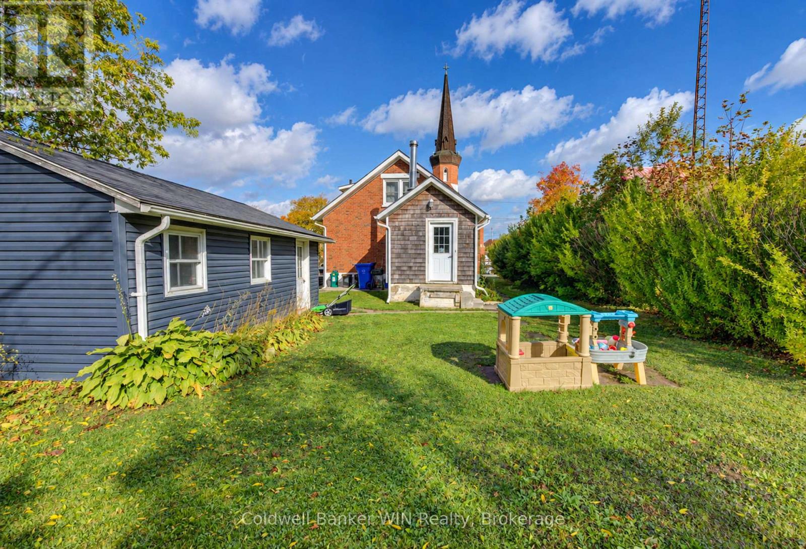 160 Queen Street E, Wellington North, Ontario  N0G 2L3 - Photo 21 - X13866978