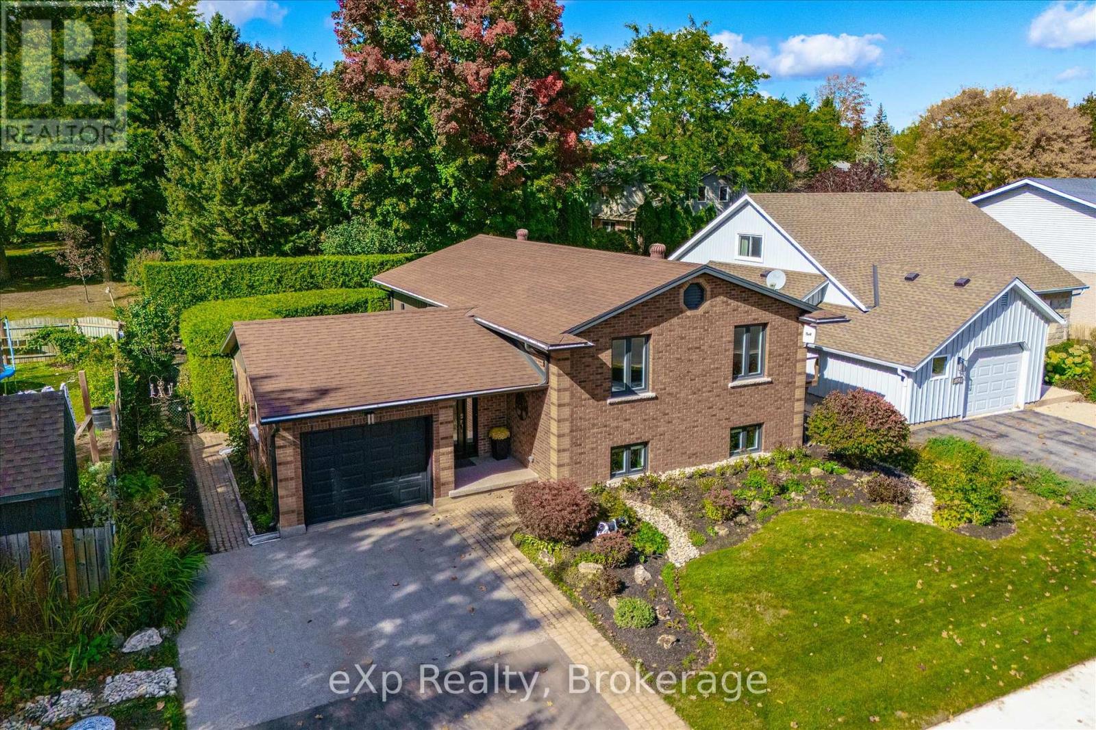 266 Colborne Street, Centre Wellington, Ontario  N0B 1S0 - Photo 2 - X13867162