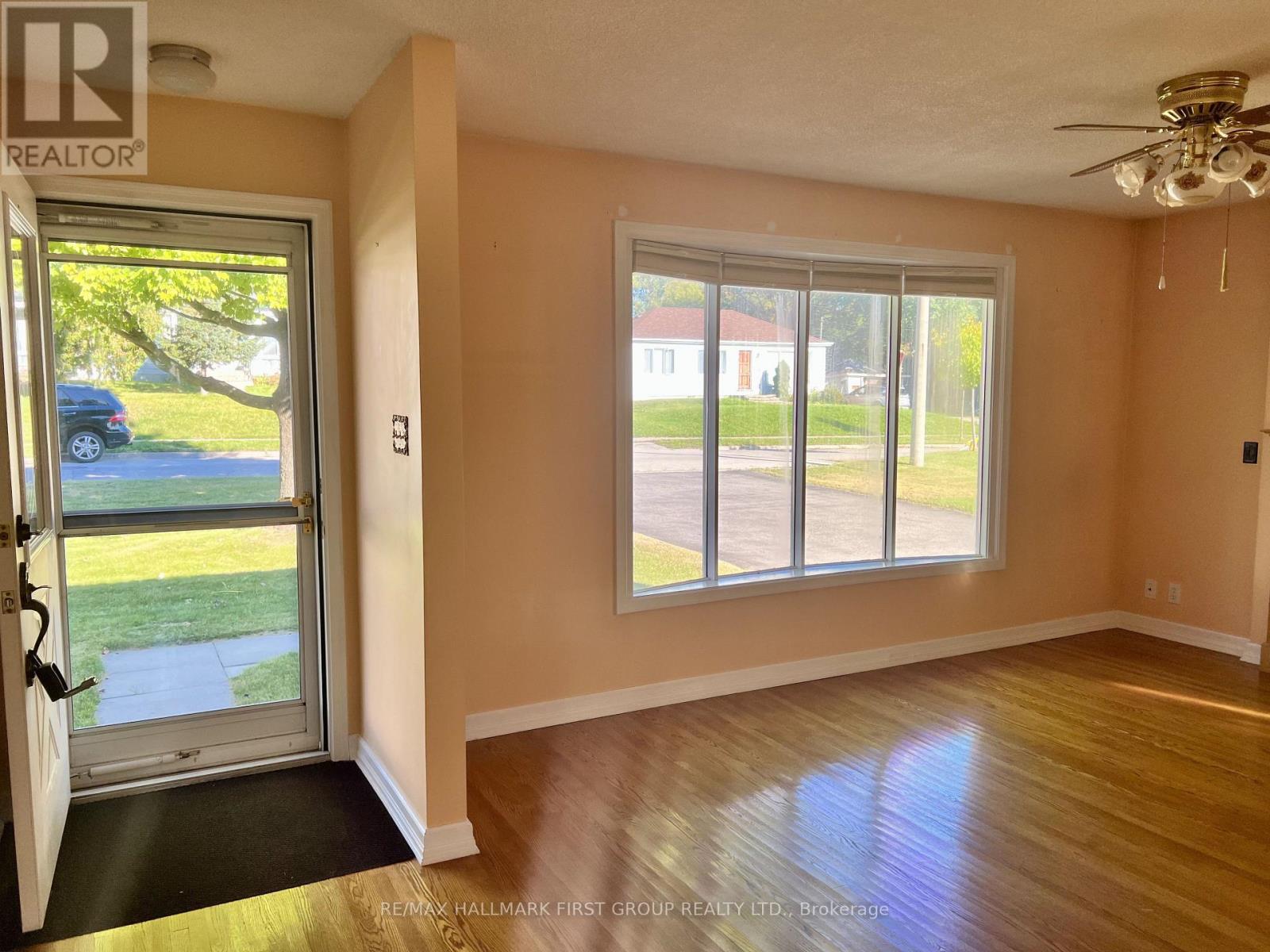 1984 Glendale Drive, Pickering, Ontario  L1V 1V7 - Photo 6 - E13866996