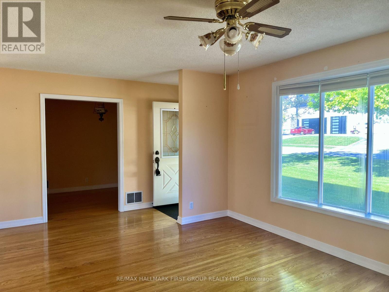 1984 Glendale Drive, Pickering, Ontario  L1V 1V7 - Photo 9 - E13866996