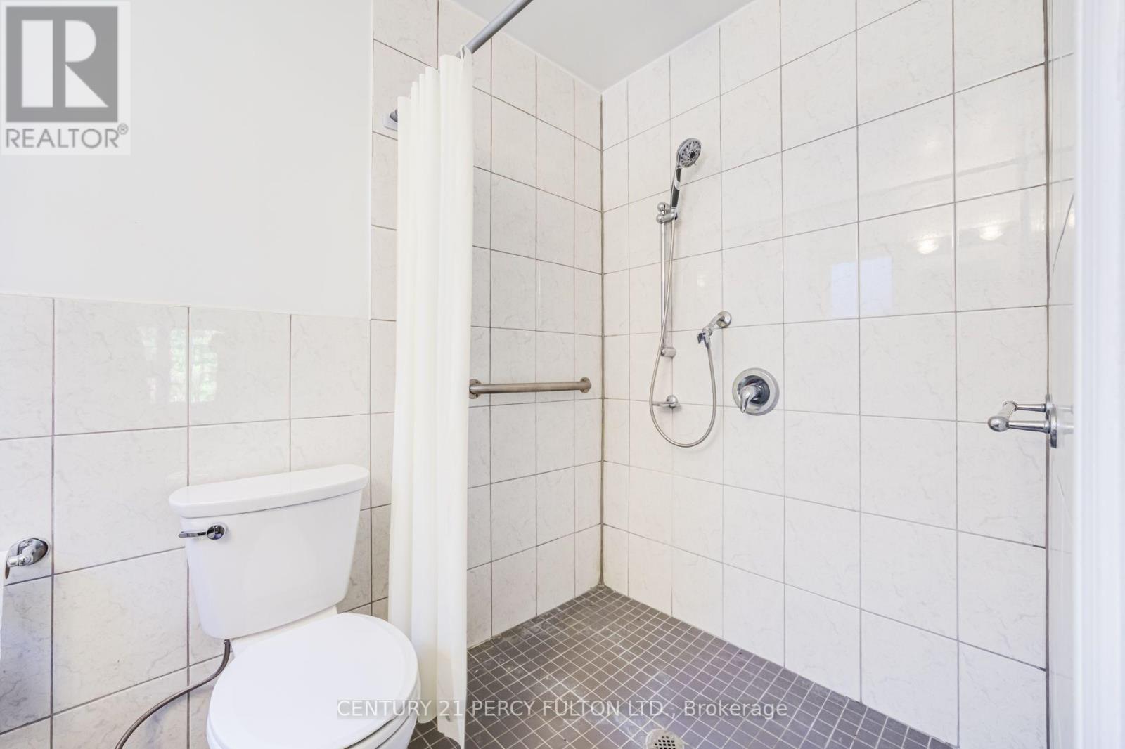 705 Edgewood Road, Pickering, Ontario  L1V 2Z5 - Photo 32 - E13867112