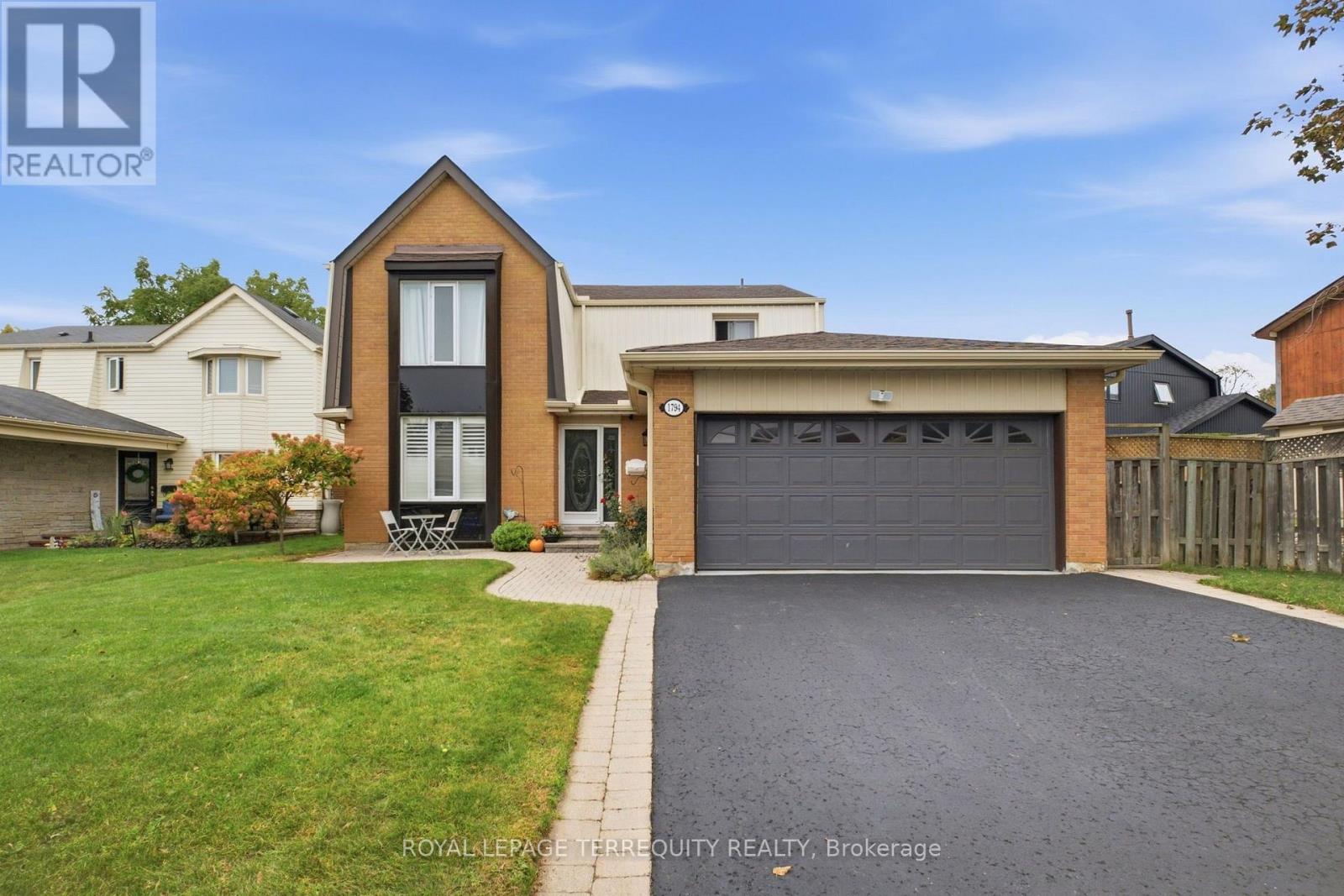 1794 Meadowview Avenue, Pickering, Ontario  L1V 3G8 - Photo 2 - E13867214