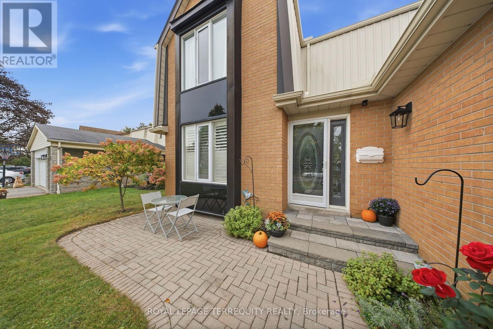1794 Meadowview Avenue, Pickering, Ontario  L1V 3G8 - Photo 3 - E13867214