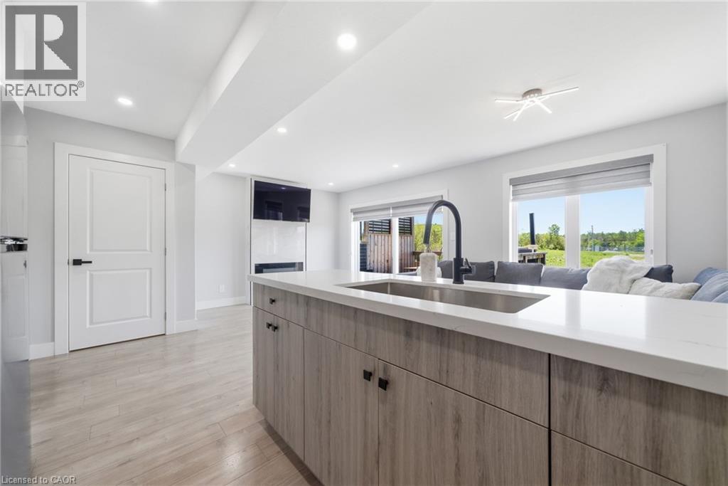 20 Brittany Lane, Quinte West, Ontario  K0K 2C0 - Photo 7 - 40868237