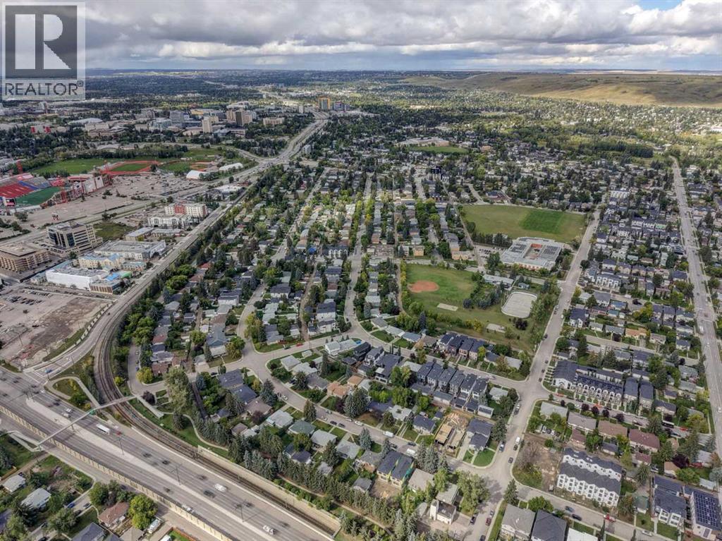 2119 Halifax Crescent NW, Calgary, Alberta  T2M 4C8 - Photo 28 - A2348639