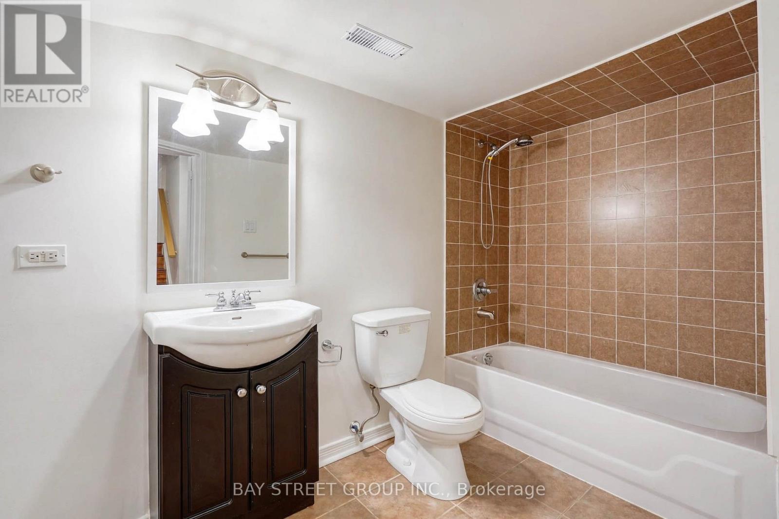 15 Fraserwood Road, Vaughan (Patterson), Ontario  L4J 9C5 - Photo 35 - N13867000