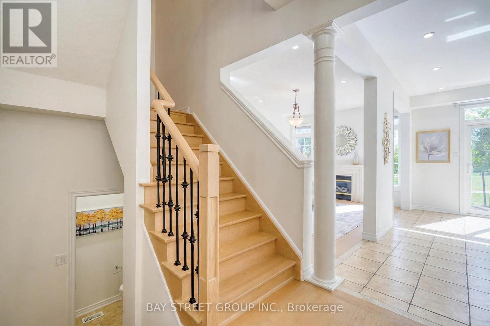 15 Fraserwood Road, Vaughan (Patterson), Ontario  L4J 9C5 - Photo 9 - N13867000