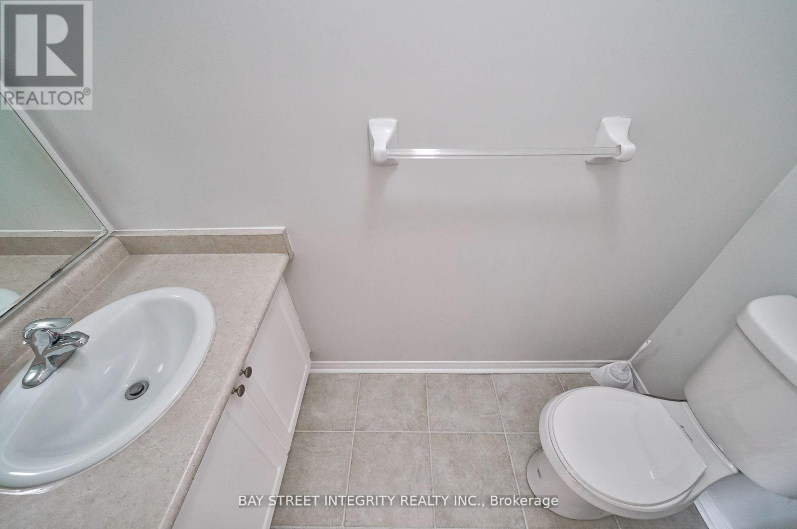 75 Selkirk Drive, Richmond Hill, Ontario  L4B 4S4 - Photo 7 - N13867108