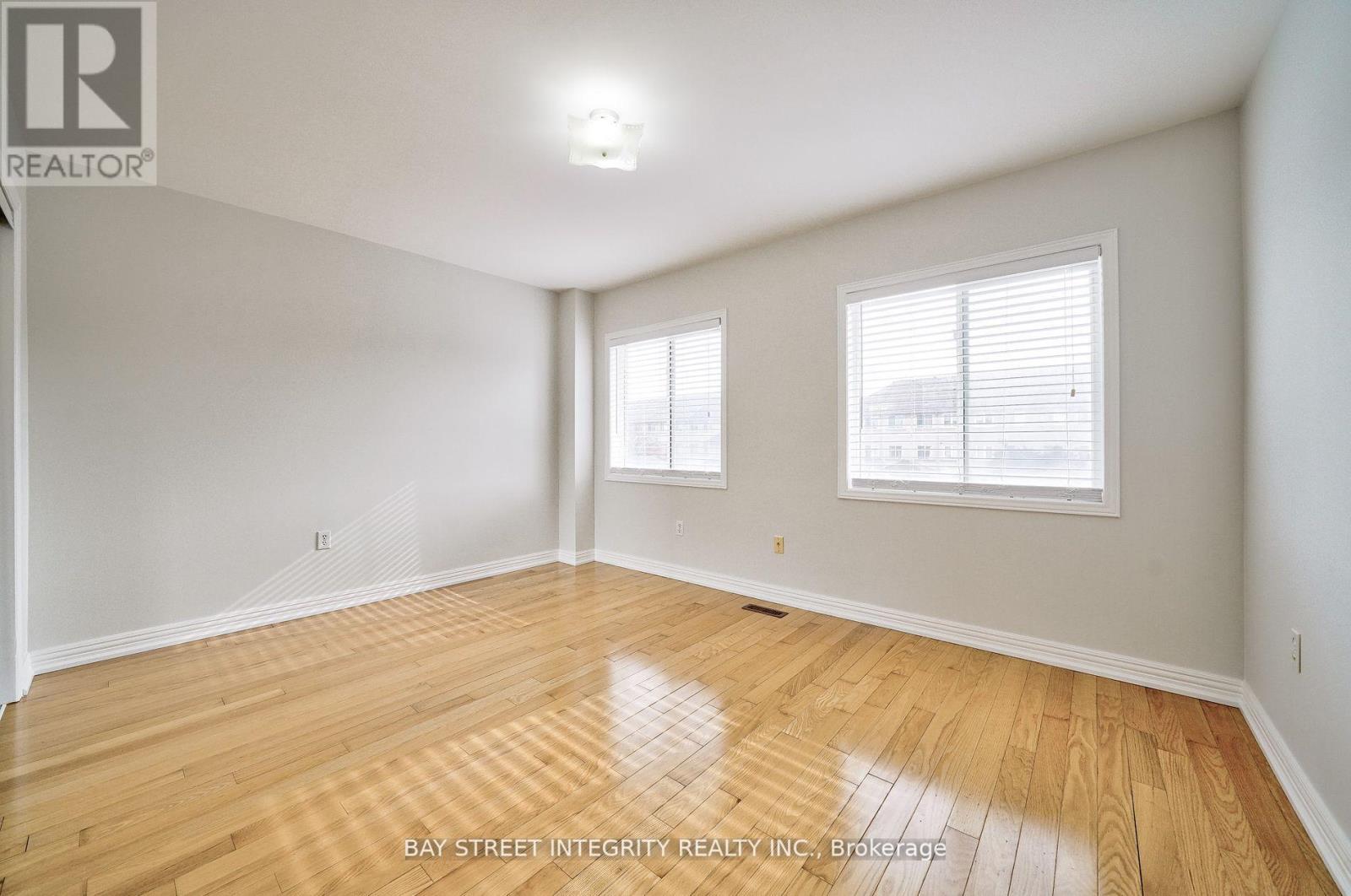 75 Selkirk Drive, Richmond Hill, Ontario  L4B 4S4 - Photo 8 - N13867108