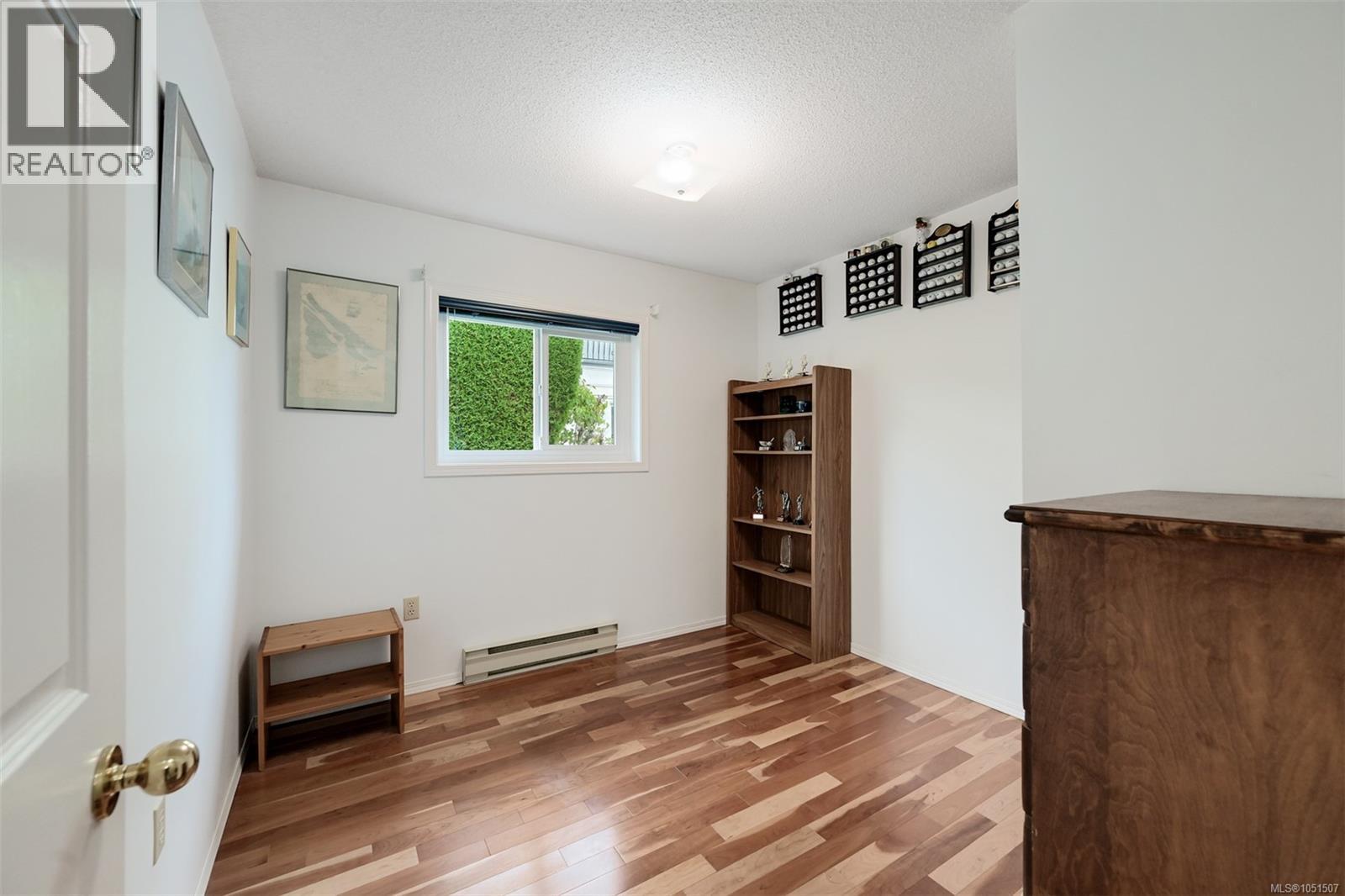 1309 Layritz Pl