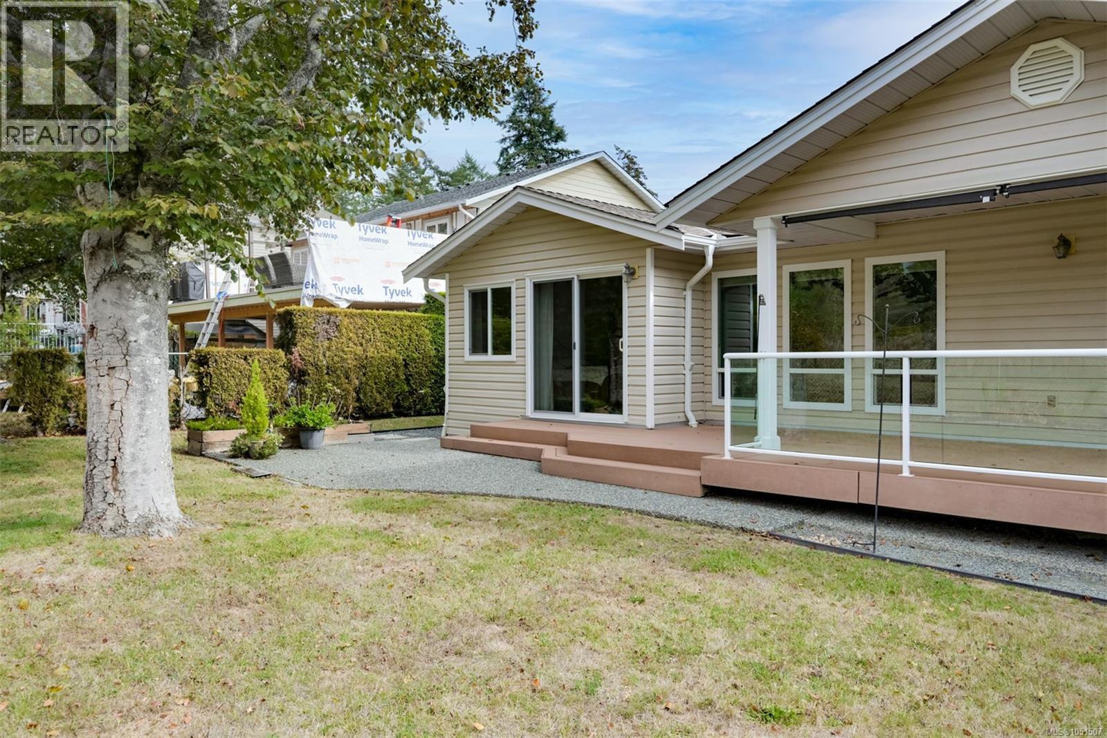 1309 Layritz Pl