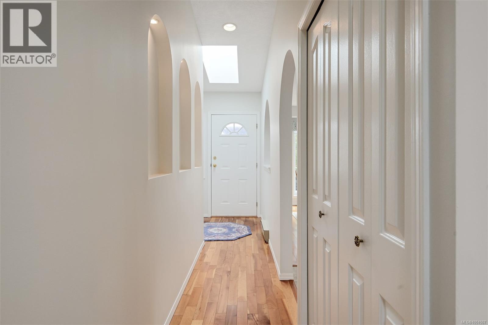 1309 Layritz Pl