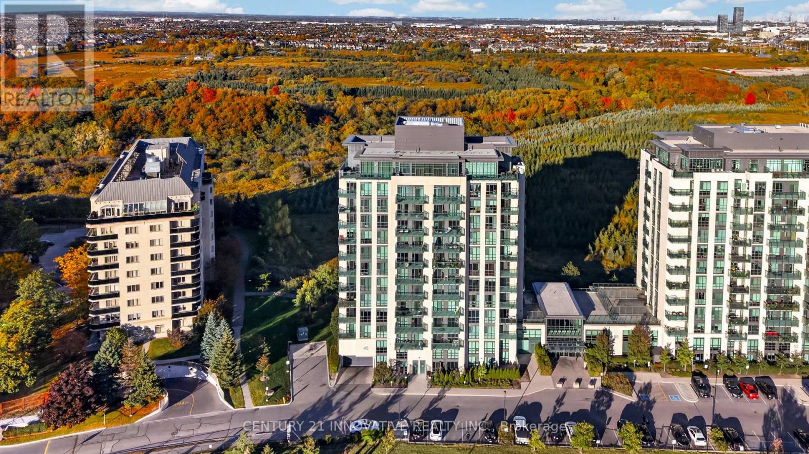 302 - 45 Yorkland Boulevard, Brampton, Ontario  L6P 4B4 - Photo 3 - W13866958