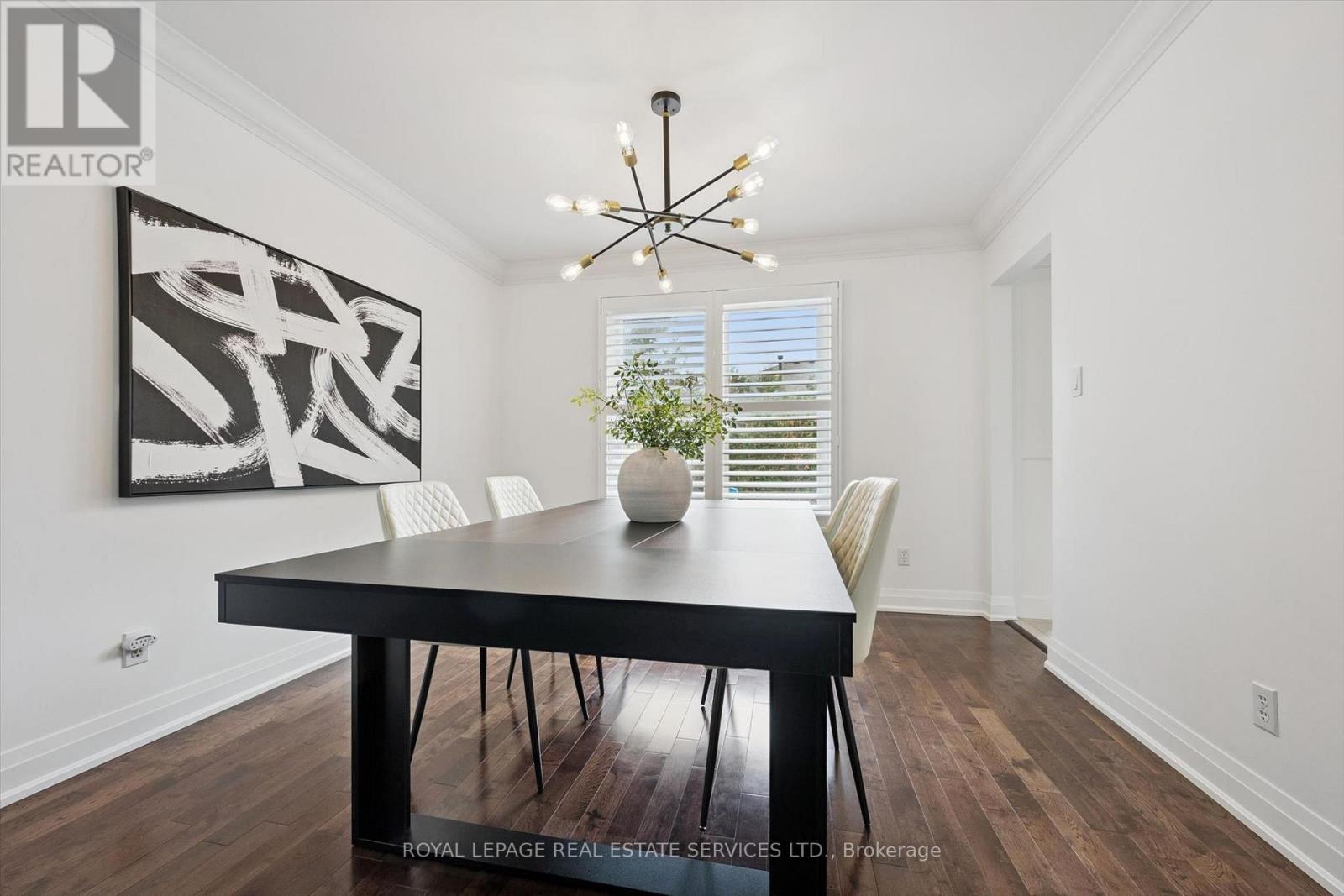 360 River Oaks Boulevard W, Oakville, Ontario  L6H 5E7 - Photo 12 - W13867092