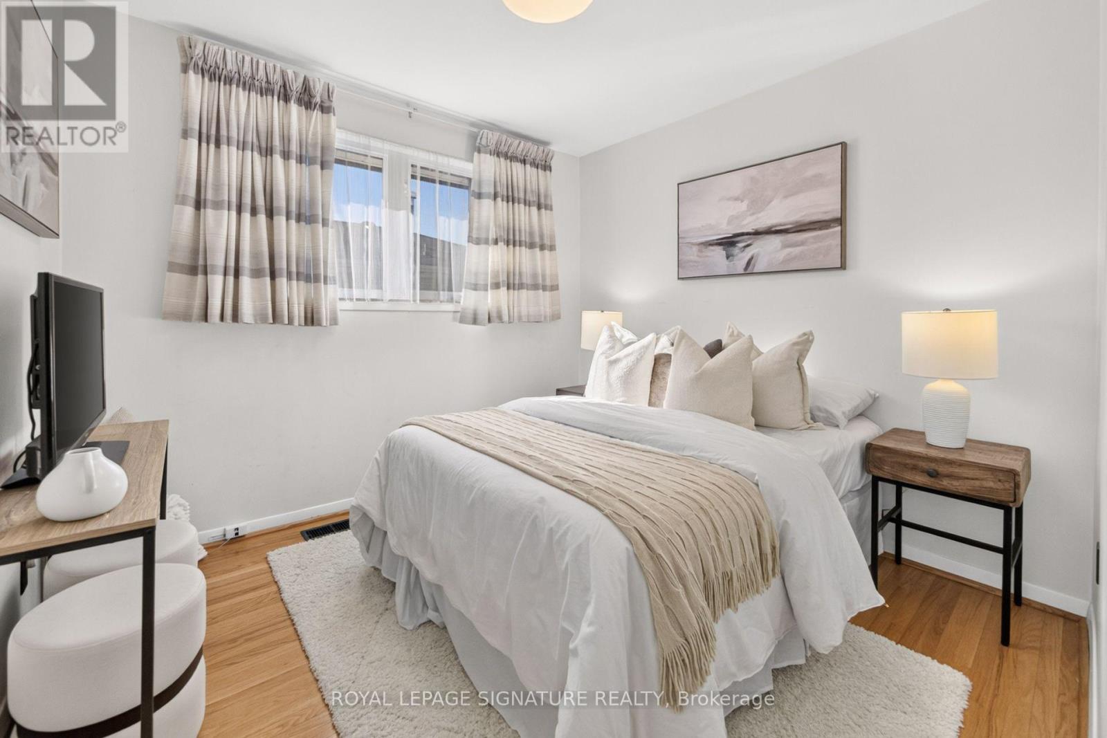 28 Candlewood Crescent, Toronto, Ontario  M3J 1G8 - Photo 14 - W13867130