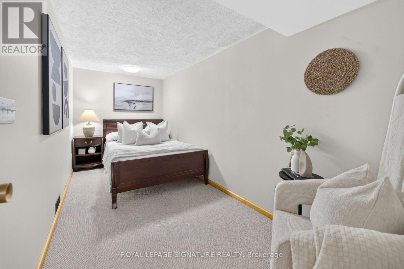 28 Candlewood Crescent, Toronto, Ontario  M3J 1G8 - Photo 25 - W13867130