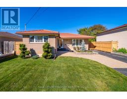 28 CANDLEWOOD CRESCENT, Toronto, Ontario