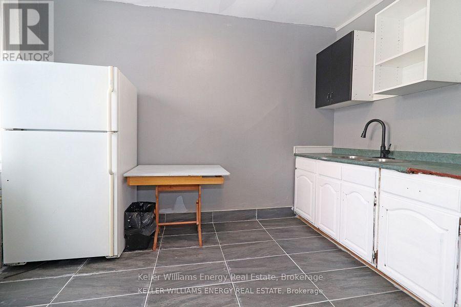 1 - 84 Simcoe Street N, Oshawa, Ontario  L1G 4S2 - Photo 3 - E13639456