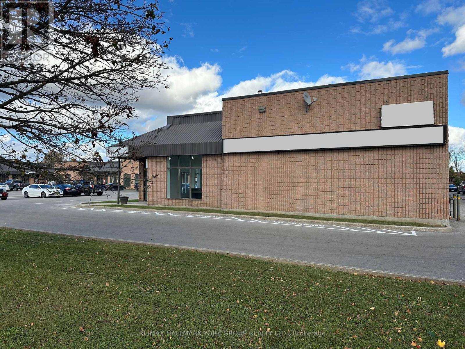 1-2 - 24707 Woodbine Avenue, Georgina, Ontario  L4P 3E9 - Photo 2 - N13863484