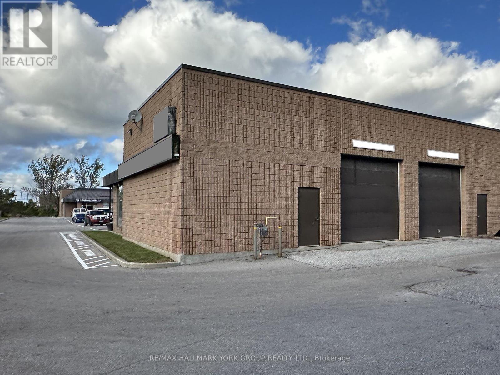 1-2 - 24707 Woodbine Avenue, Georgina, Ontario  L4P 3E9 - Photo 3 - N13863484