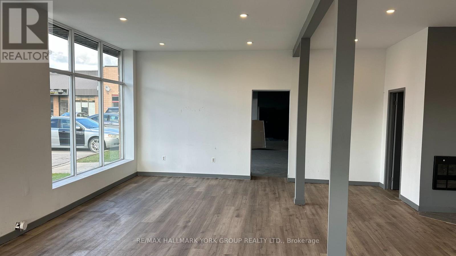 1-2 - 24707 Woodbine Avenue, Georgina, Ontario  L4P 3E9 - Photo 13 - N13863484