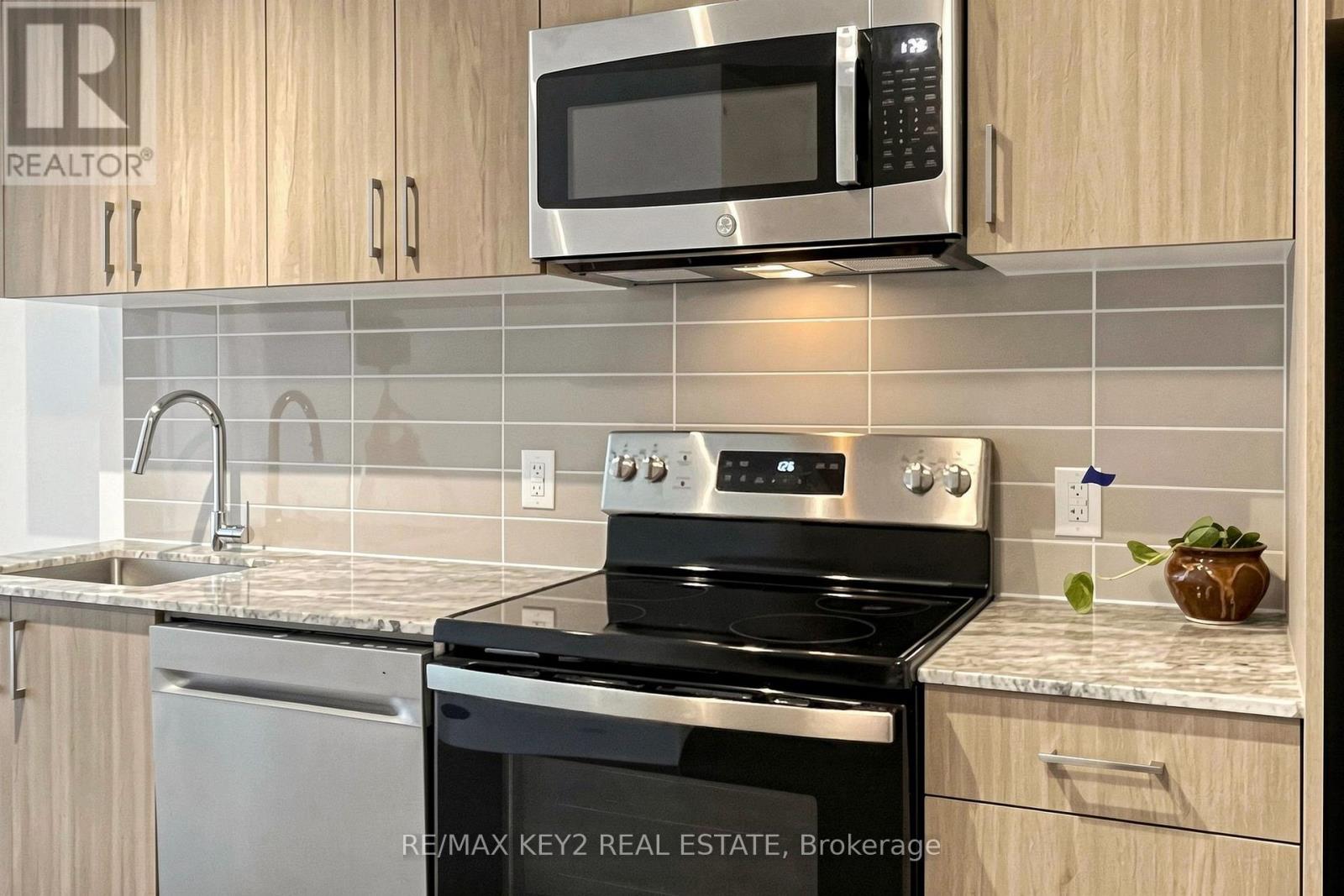 312 - 4010 Eglinton Avenue W, Toronto, Ontario  M9A 0G5 - Photo 14 - W13856498