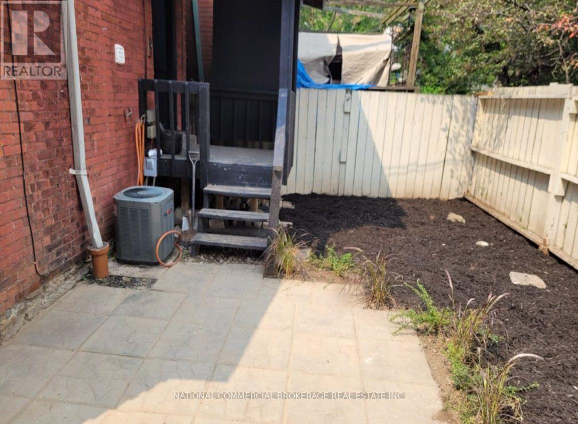 138 Victoria Avenue N, Hamilton, Ontario  L8L 5E8 - Photo 11 - X13866998