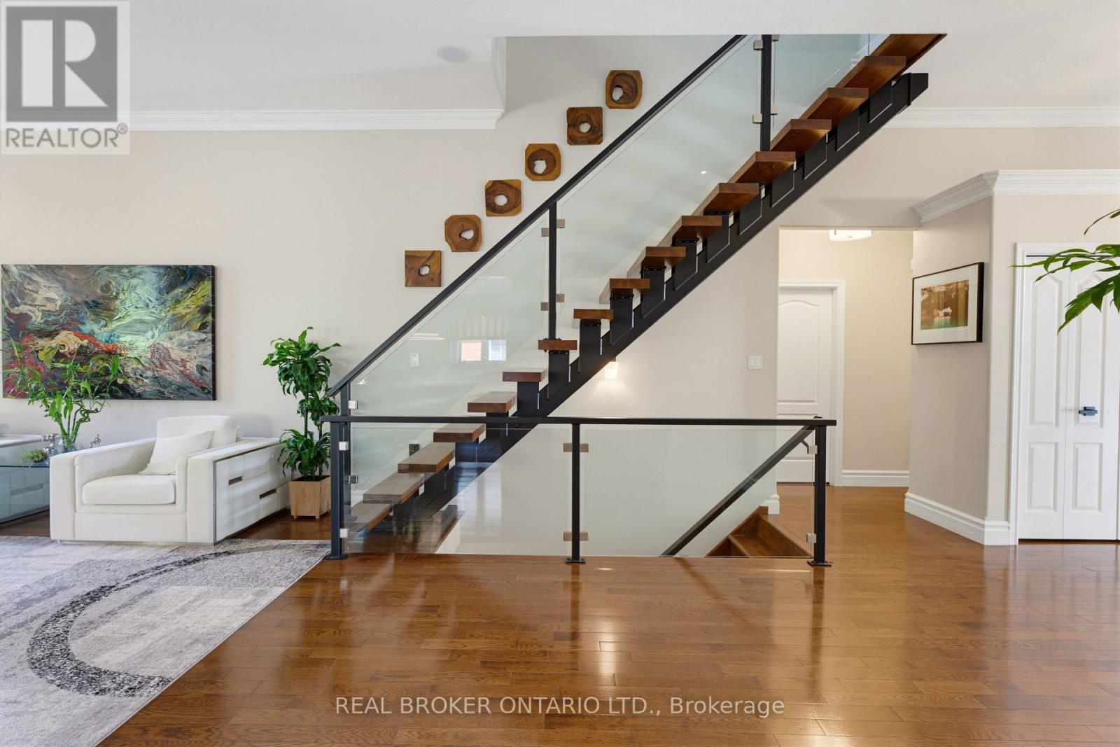 70 Deer Ridge Crescent, Kitchener, Ontario  N2P 2L2 - Photo 8 - X13867002