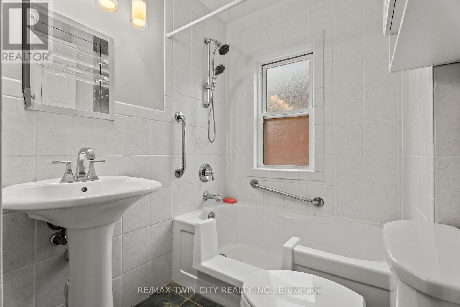 88 Gage Avenue S, Hamilton, Ontario  L8M 3C9 - Photo 28 - X13867194