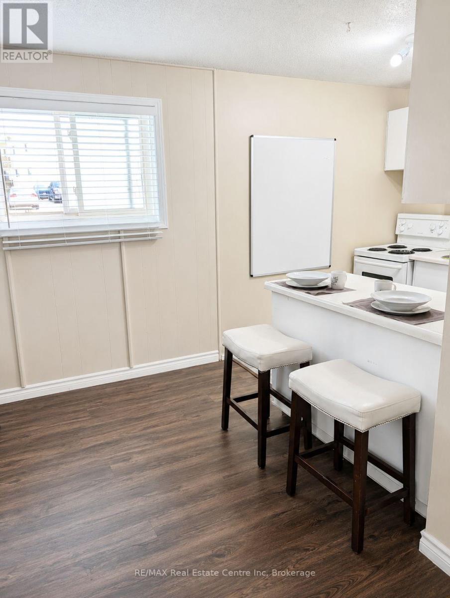 102 - 57 Conroy Crescent, Guelph, Ontario  N1G 2V5 - Photo 8 - X13593422