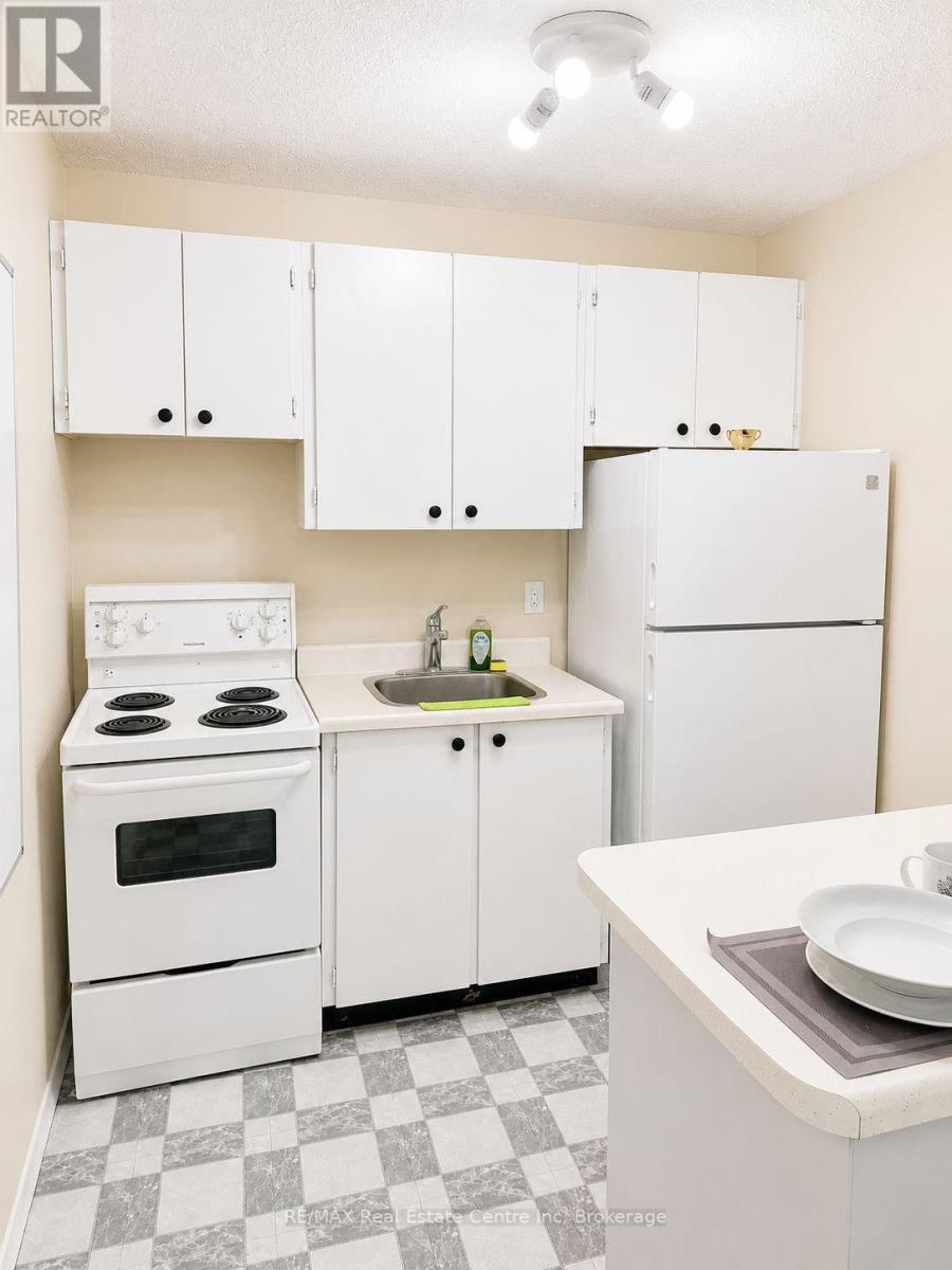 102 - 57 Conroy Crescent, Guelph, Ontario  N1G 2V5 - Photo 9 - X13593422