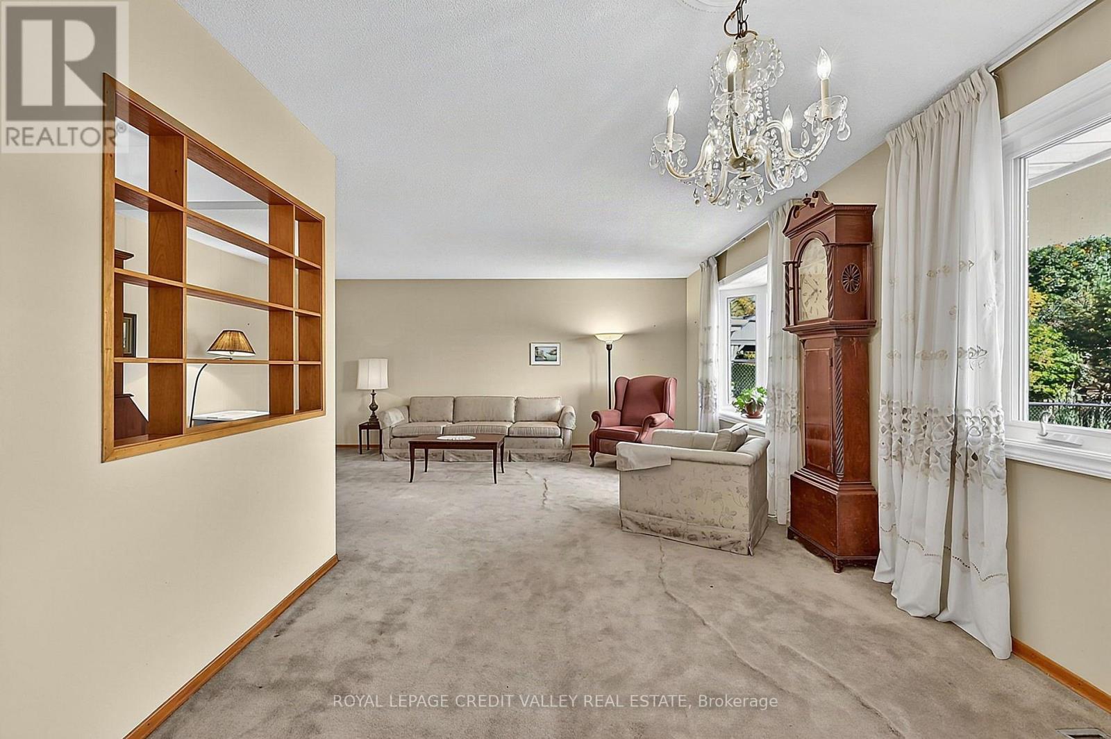 30 Palgrave Crescent, Brampton, Ontario  L6W 1C9 - Photo 15 - W13866656