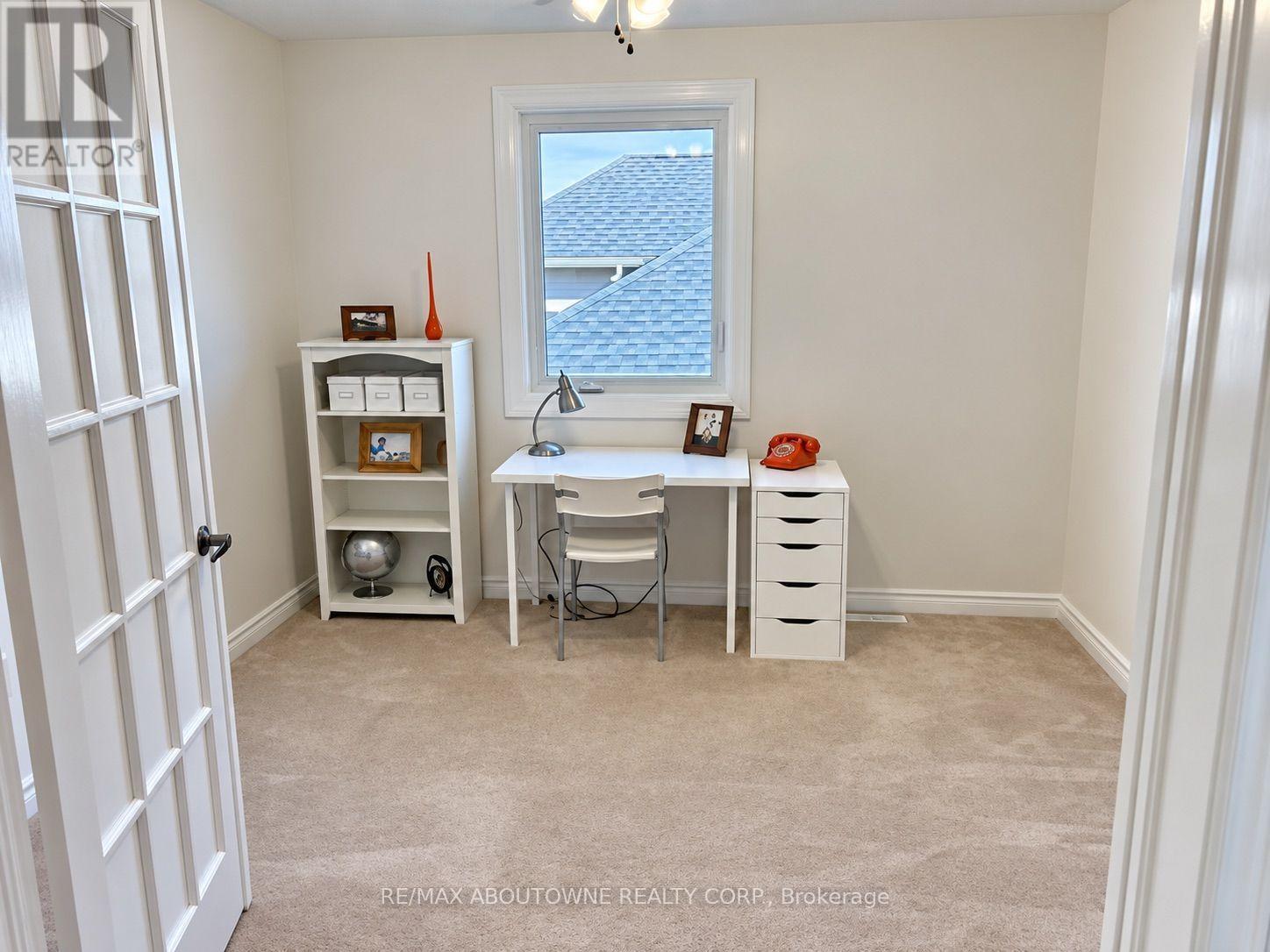 2269 Whitworth Drive, Oakville, Ontario  L6M 0B5 - Photo 25 - W13813472