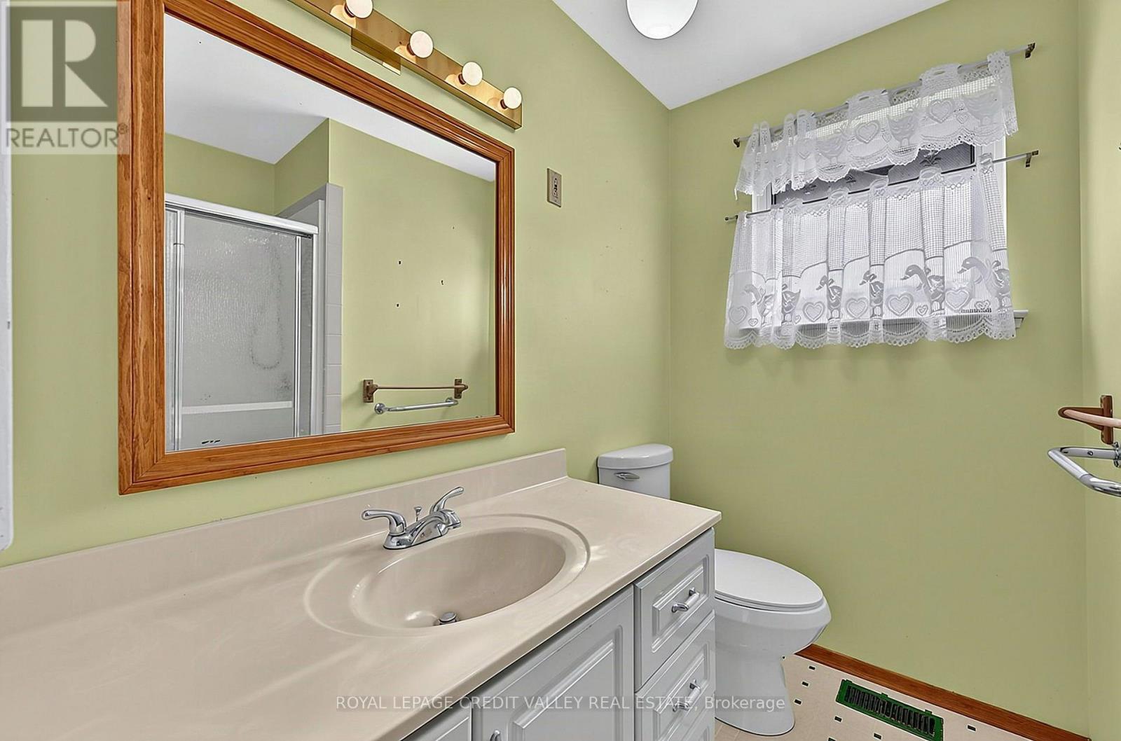 30 Palgrave Crescent, Brampton, Ontario  L6W 1C9 - Photo 29 - W13866656