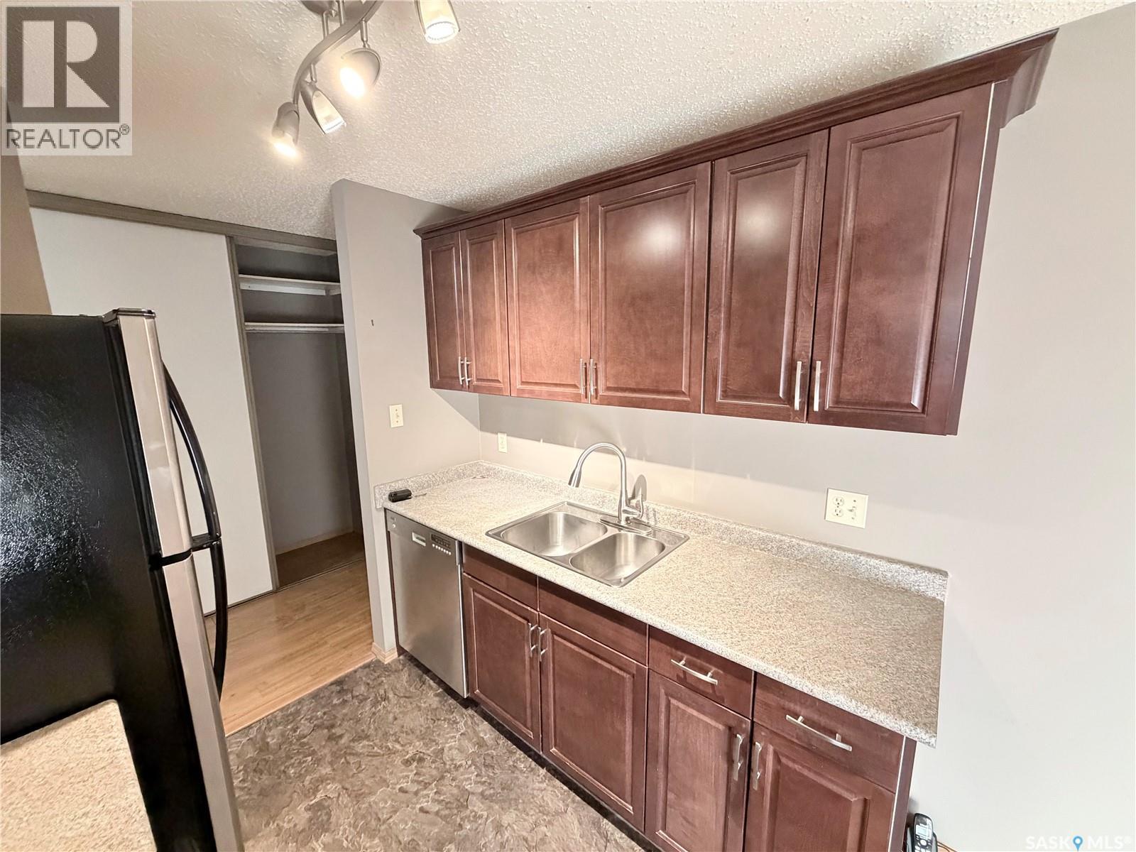 203b 4040 8th Street E, Saskatoon, Saskatchewan  S7H 5L4 - Photo 11 - SK050478