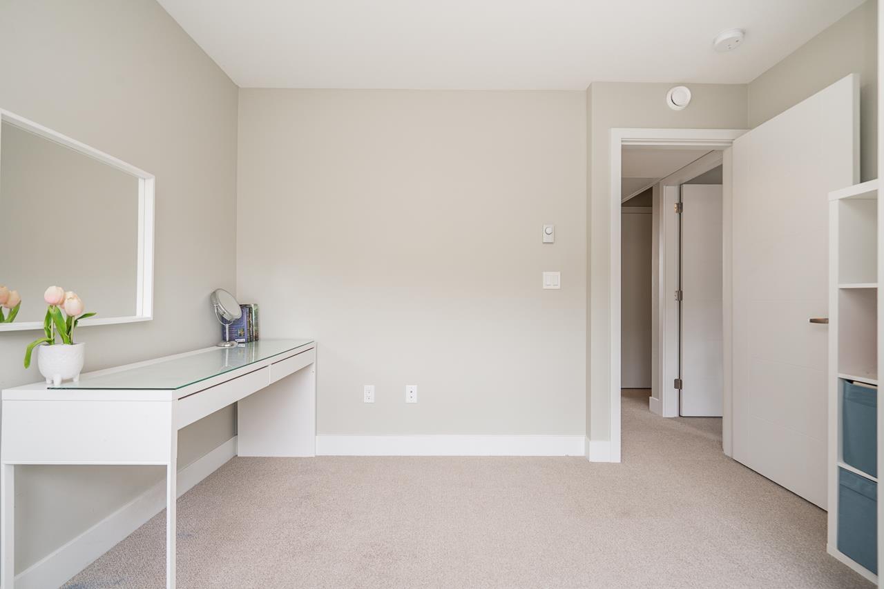 10 1938 North Parallel Road, Abbotsford, British Columbia  V3G 0H1 - Photo 13 - R3165396