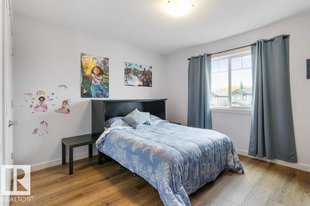 29 NEWGATE WY