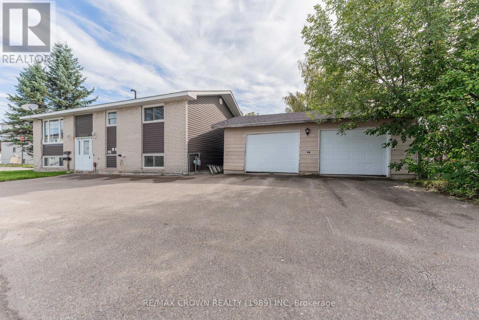 105 Brunetville Road, Kapuskasing, Ontario  P5N 2G5 - Photo 1 - T13867364