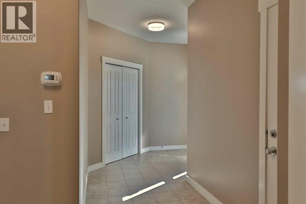301 Ranch Ridge Meadow, Strathmore, Alberta  T1P 0A9 - Photo 8 - A2337477