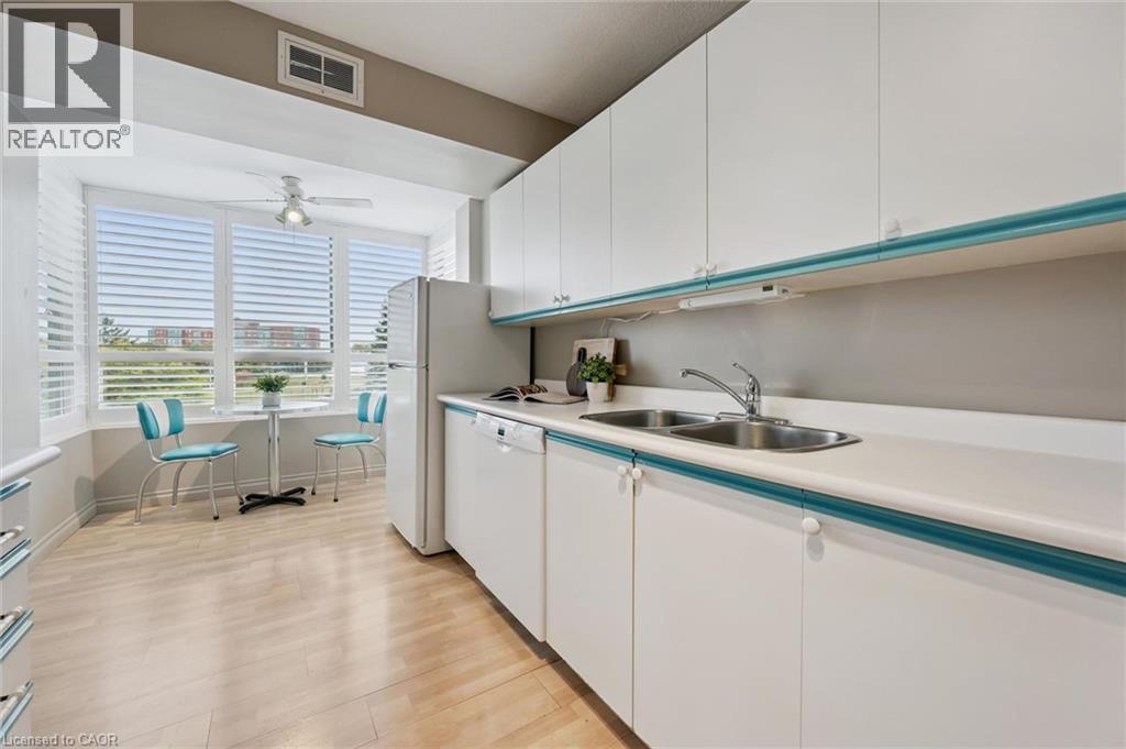 30 Blue Springs Drive Unit# 307, Waterloo, Ontario  N2J 4T2 - Photo 14 - 40867962