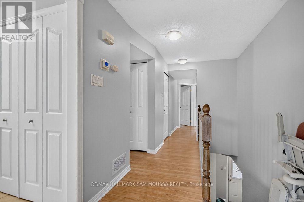 19 Colchester Square, Ottawa, Ontario  K2K 3A1 - Photo 19 - X13867330